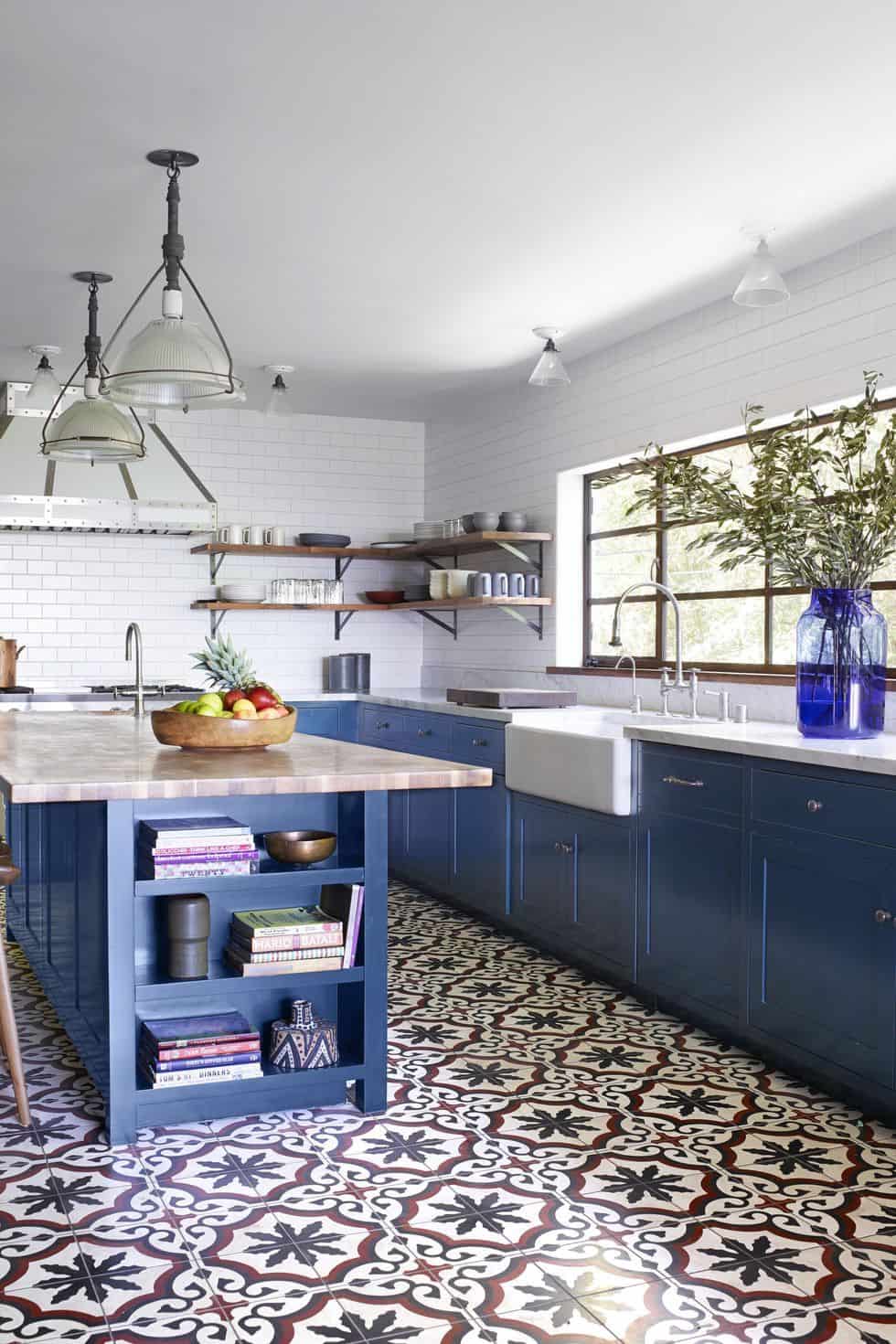 20 Splendid Cooking Area Featuring Blue Kitchen Cabinets