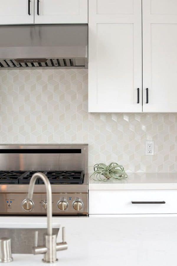 Geometrical White Kitchen (by. dwell.com)