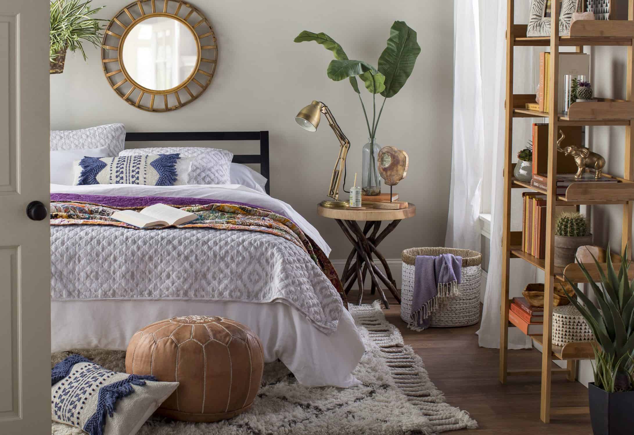 Creating Your Tropical Bedroom with These 11 Design Ideas
