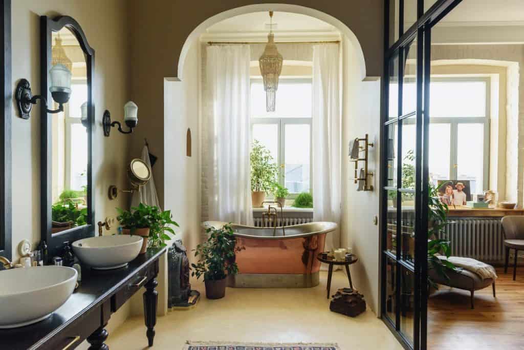 Top 6 Renovation Tips to Spruce Up Your Bathroom
