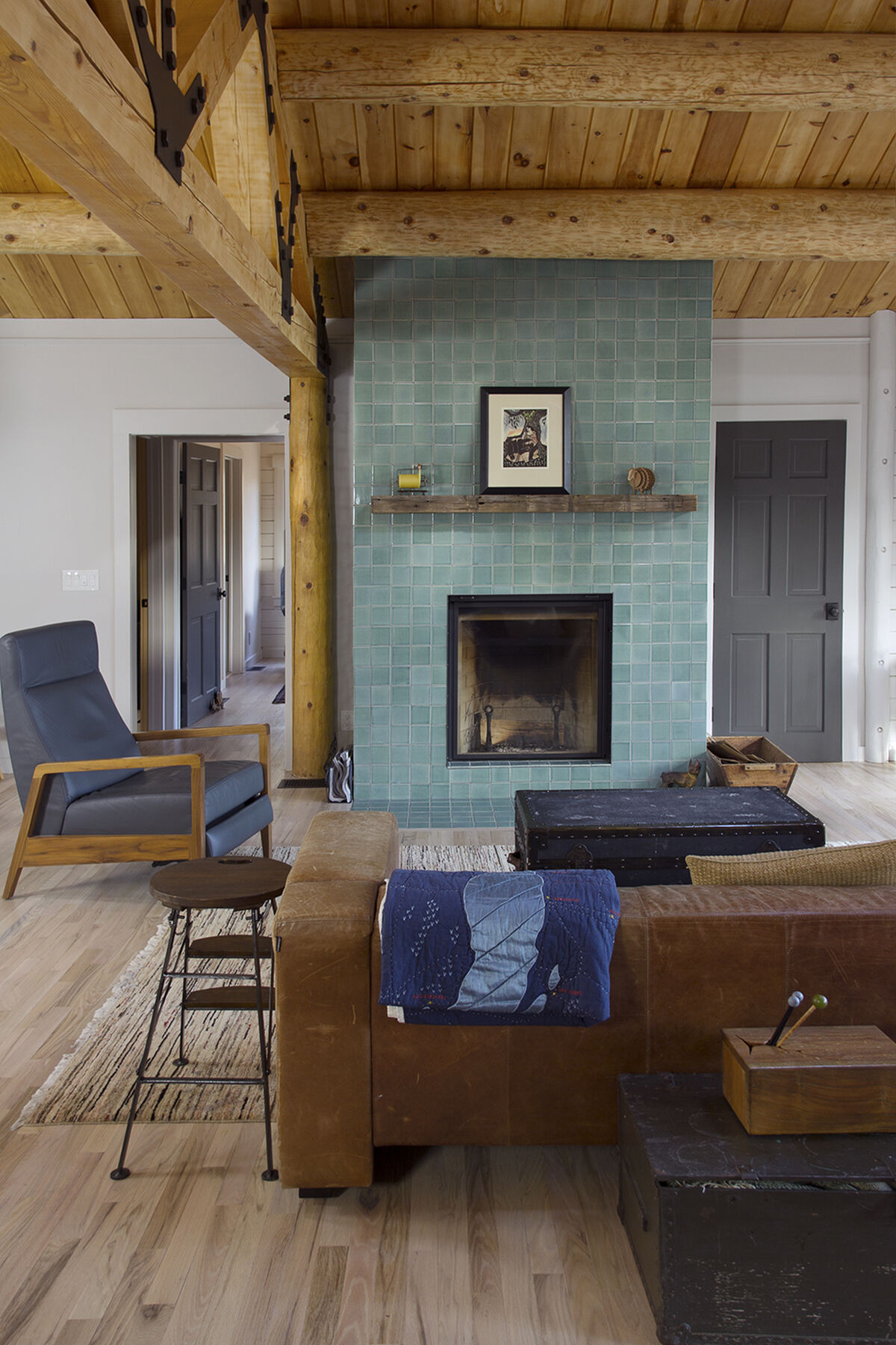 Ceramic Tiles Floor to Ceiling Fireplace