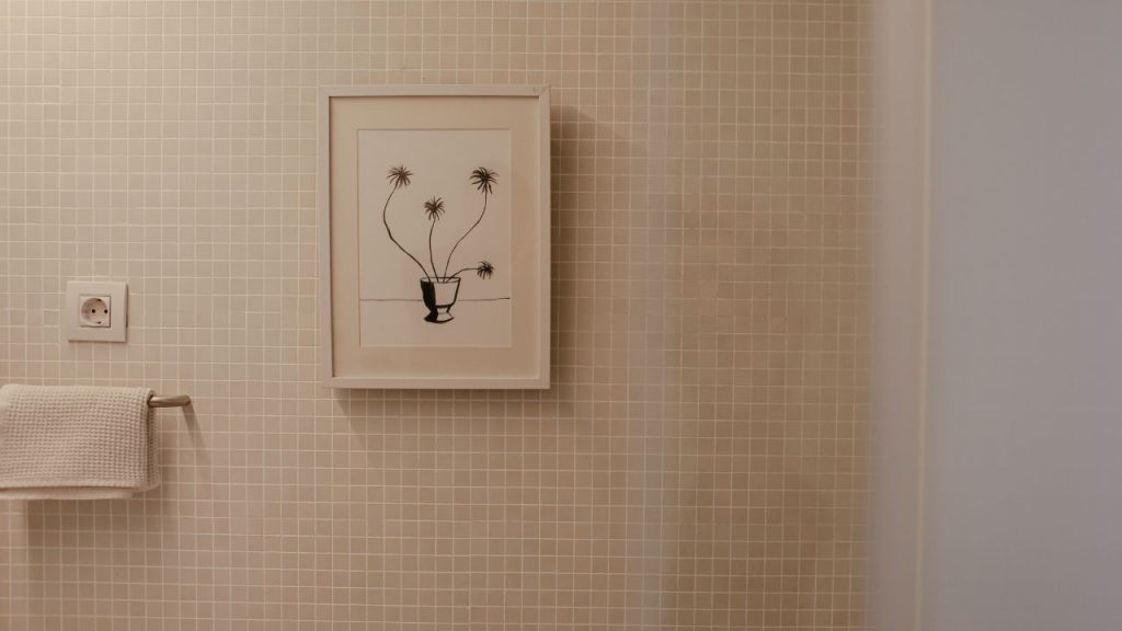 bathroom wall art