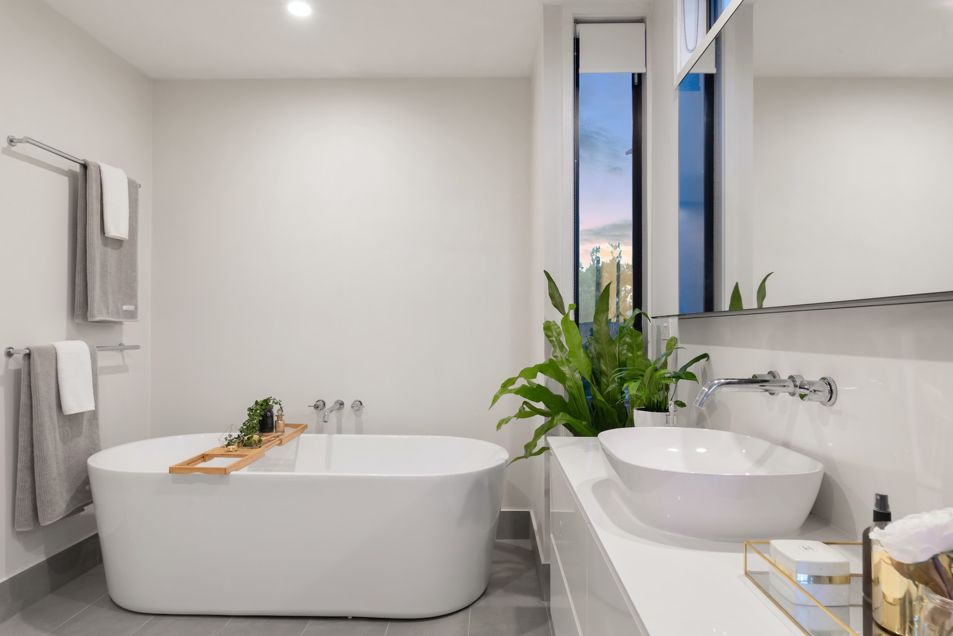 Master the Art of Bathroom Renovation With These 6 Insanely Effective Tips