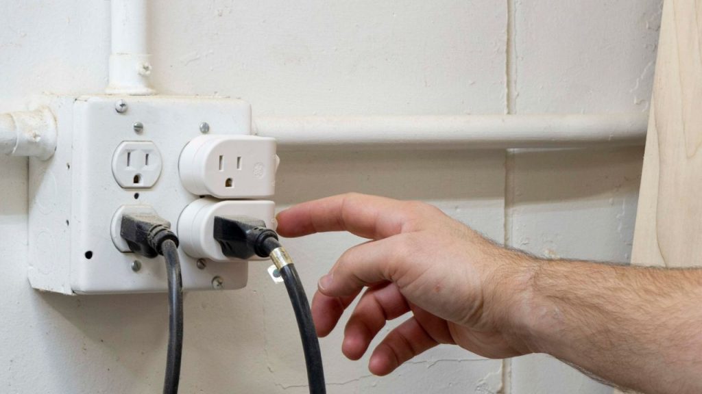 Several homes risk electrical shock because their circuits lack grounded plugs and switches