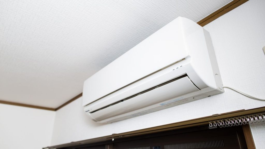 Air conditioners can help you maintain a comfortable temperature in your room