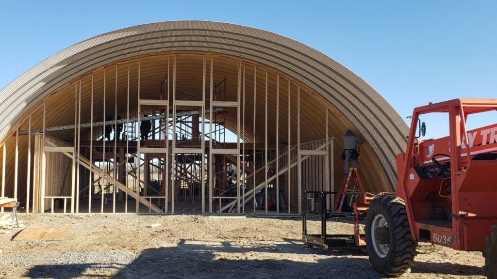 How to Choose the Right Quonset Hut Manufacturer