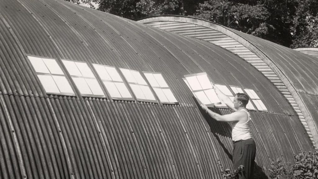 quonset nissen hut Usage and Applications