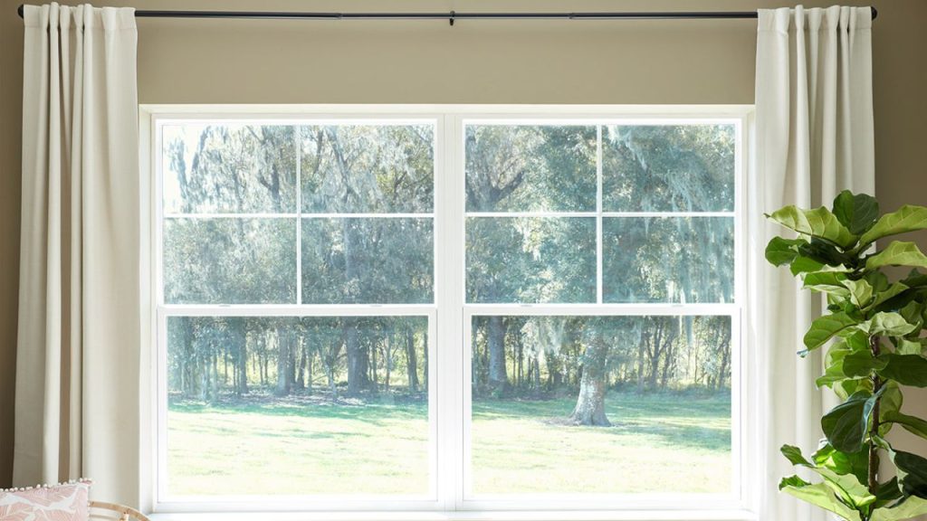 single-hung windows also have two sashes