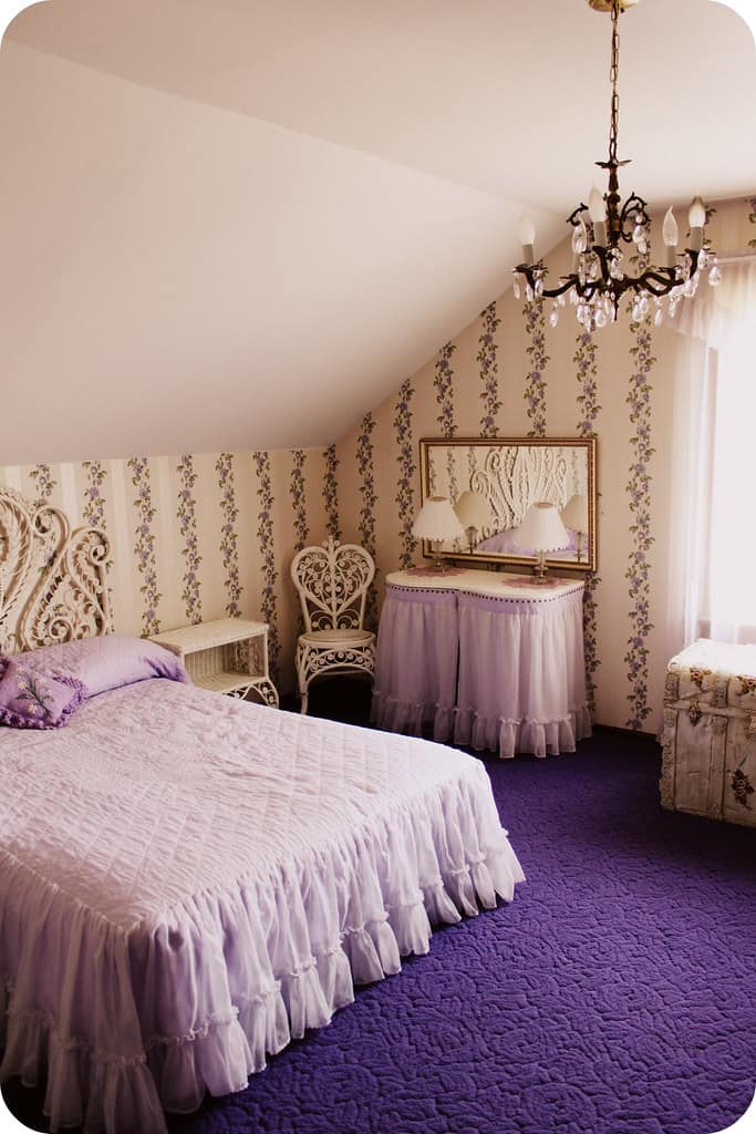 Light Purple Bedroom in Victorian Style Ideas