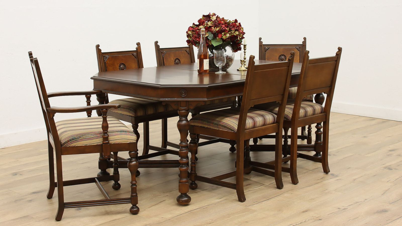 Identifying Antique Dining Table Styles